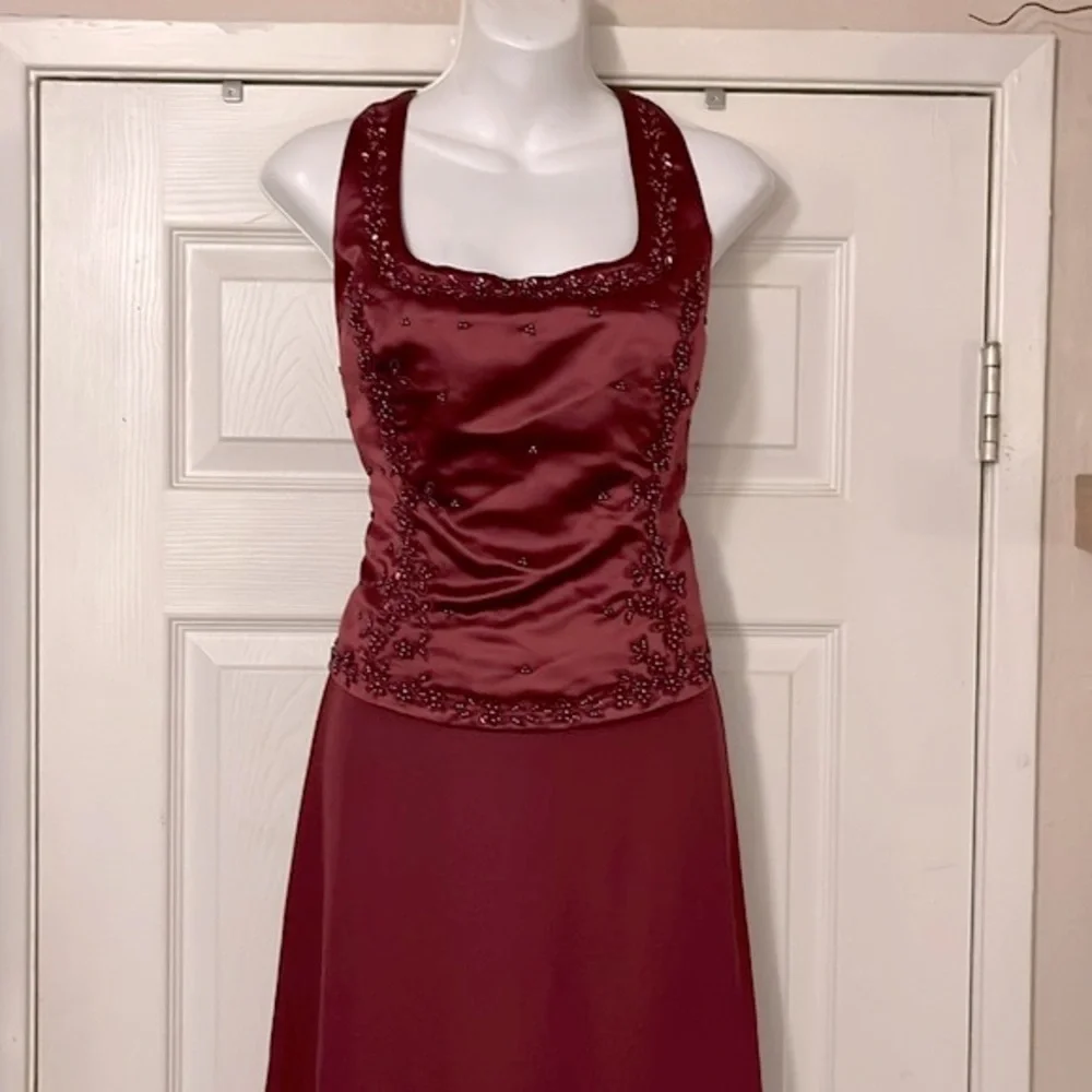 Rebecca Women’s Burgundy Merlot Dark Red Beaded Satin Sheer Formal Prom Gown L